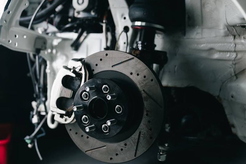 Auto repair at Tom's B&M Auto Lynnwood WA